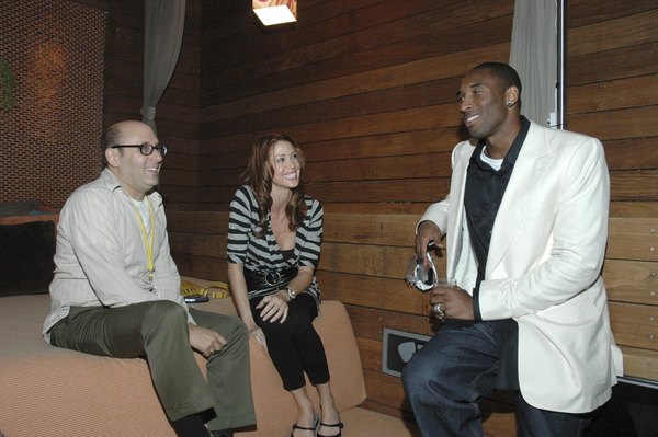 kobe bryant willie garson shannon elizabeth lakers vegas 10 20 08 pm.jpg