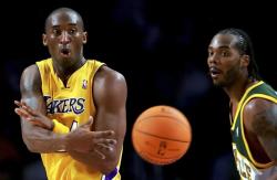 kobe chris wilcox  seattle super 12 50 18 am.jpg