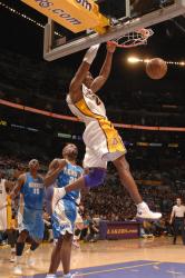 Kobe two hand flush.jpg