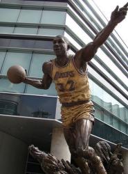 Magic Johnson statue in LA.jpg