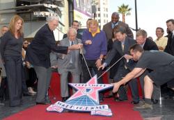 jerry buss full.getty   dr jerry buss 4 55 43 pm.jpg