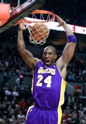 Kobe Bryant two hand slam dunk in Portland.JPG